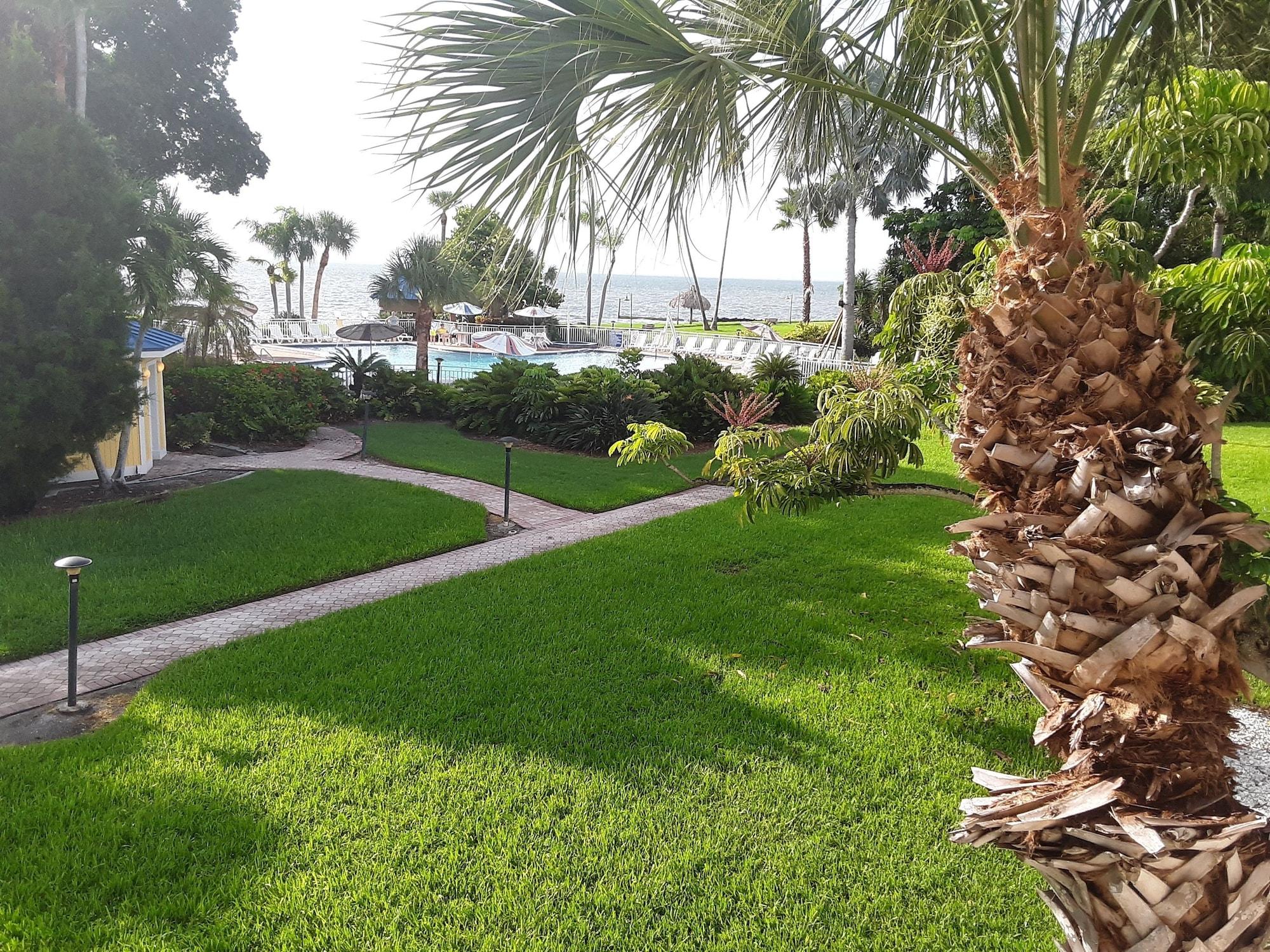Magnuson Hotel Marina Cove St. Petersburg Dış mekan fotoğraf
